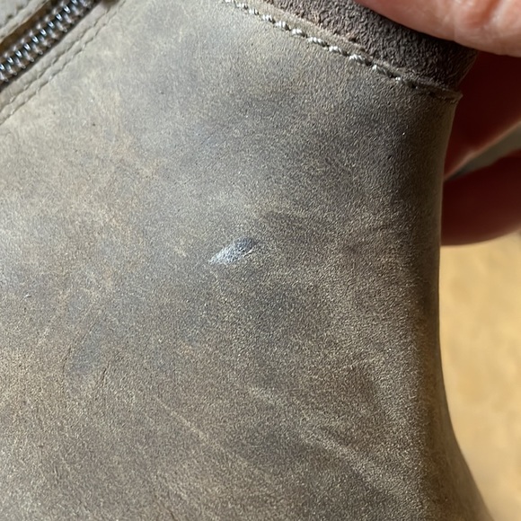 NWOT UGG Attell boot in Mole color. 5.5 - Picture 3 of 12